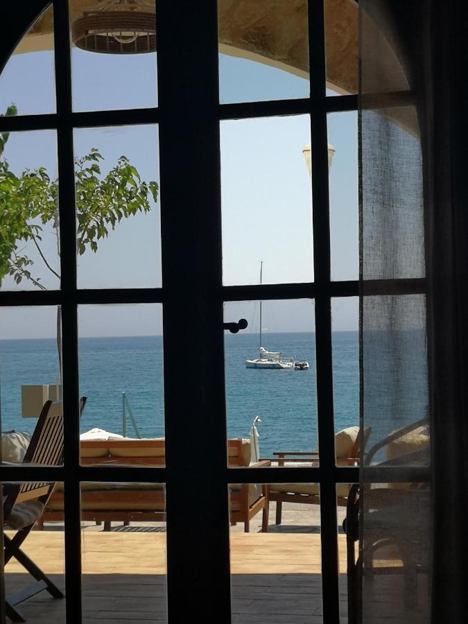 Relax Seaside House By Living In Blue Βίλα Χαράκι Εξωτερικό φωτογραφία
